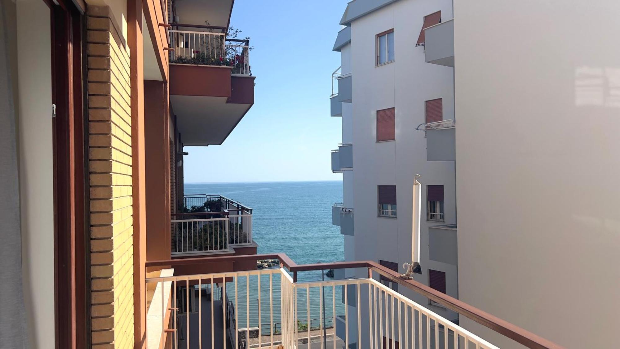 פורמיה Lo Scorcio Sul Mare Apartment מראה חיצוני תמונה